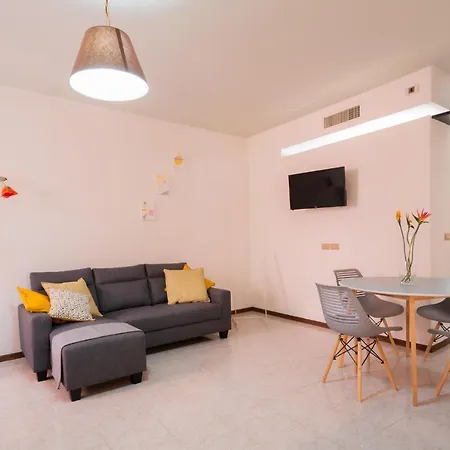 Mama Apartments-3